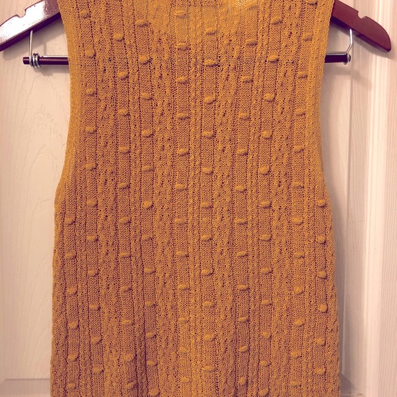 Zara Mustard Yellow Scalloped Tank Top - Picture 3 of 4